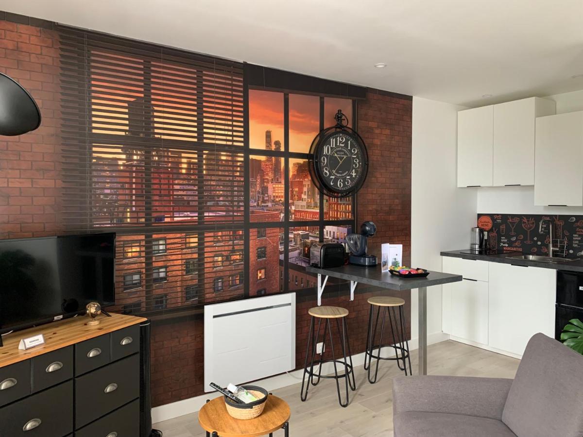Le Petit Loft - Studio - Wifi - Coeur De Ville - Parking Пон-л'Аббе Экстерьер фото